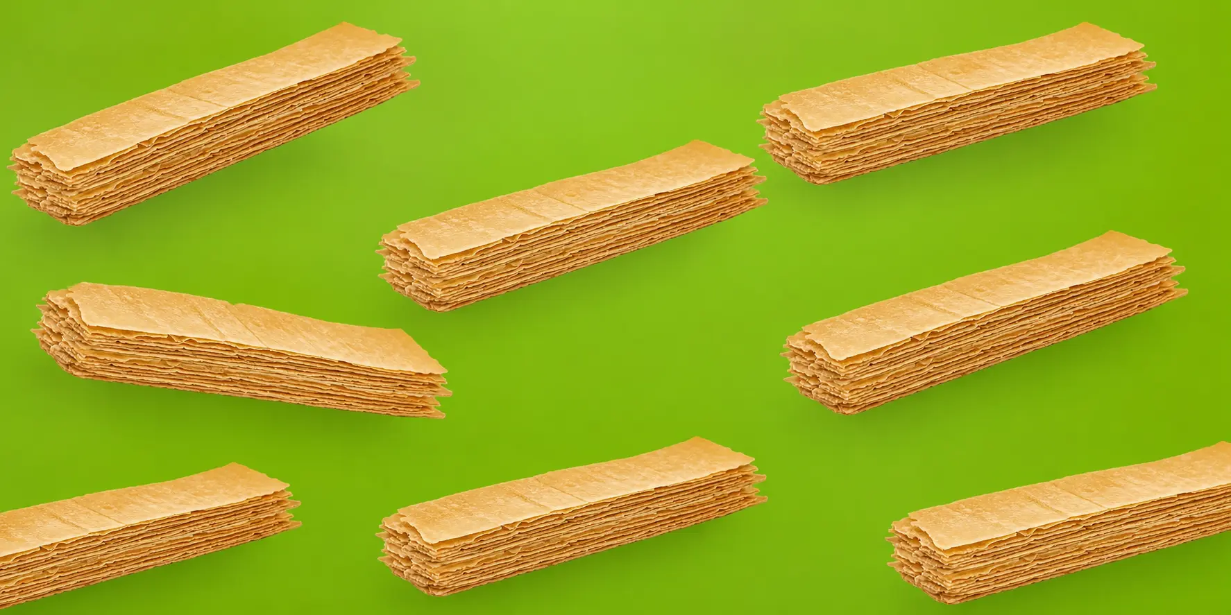 XXLONG layered chips on a green background